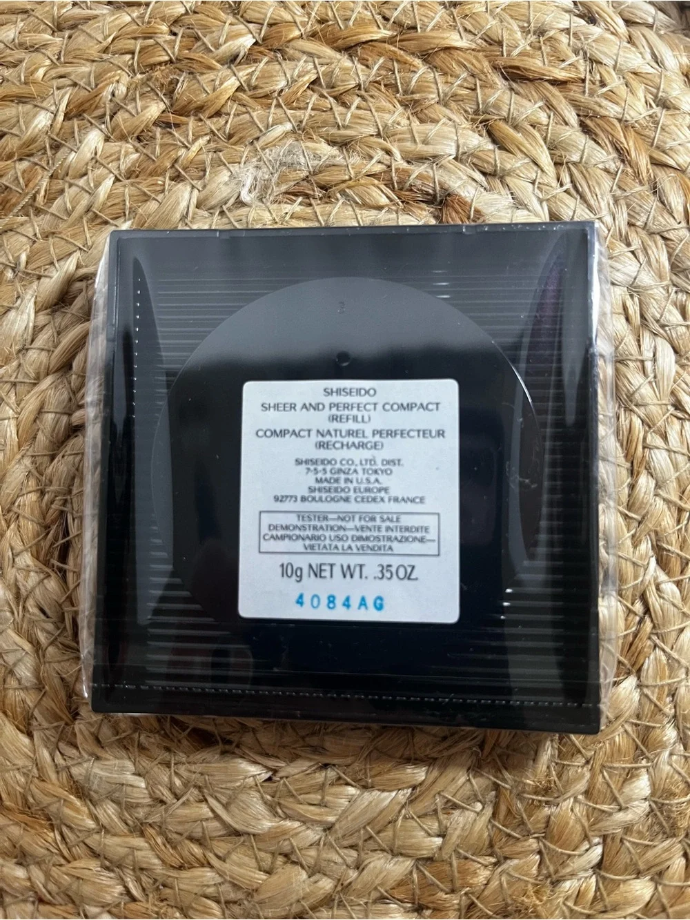 Shiseido Sheer and Perfect Compact Powder - Natural Light Ochre (O20)NWT
